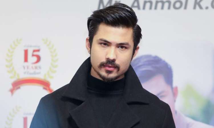 अनमोल केसी र फिल्म ‘फर्की फर्की’विरुद्ध अदालतमा मुद्दा दायर