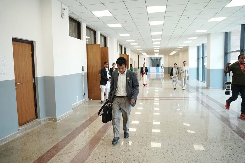 हर्क साम्पाङले गरे संसद् बैठक बहिस्कार