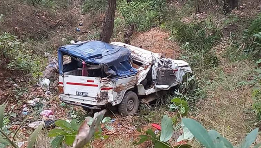 बझाङमा जिप दुर्घटना हुँदा चालकसहित ५ जनाको मृत्यु