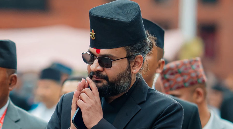 बालेनको घरको गेटमा तोडफोड, चोरीको आशंकामा अनुसन्धान गर्दै प्रहरी