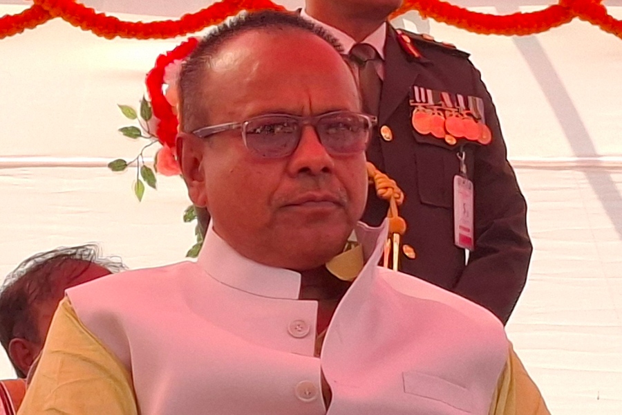 मधेसको मुख्यमन्त्री यादवलाई एमालेले पनि विश्वासको मत दिने