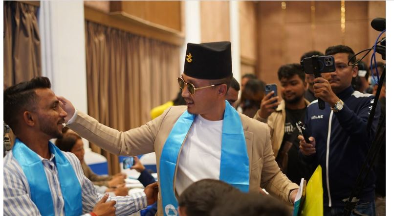 तलब खादिन, आफ्नै गाडी चढ्छु : सुधन गुरु