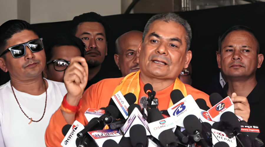 राजनीतिक दल खोल्ने दुर्गा प्रसाईंको घोषणा