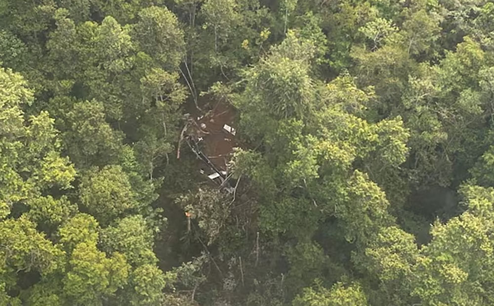 इन्डोनेसिया हेलिकप्टर दुर्घटना, ८ जनाको मृत्यु