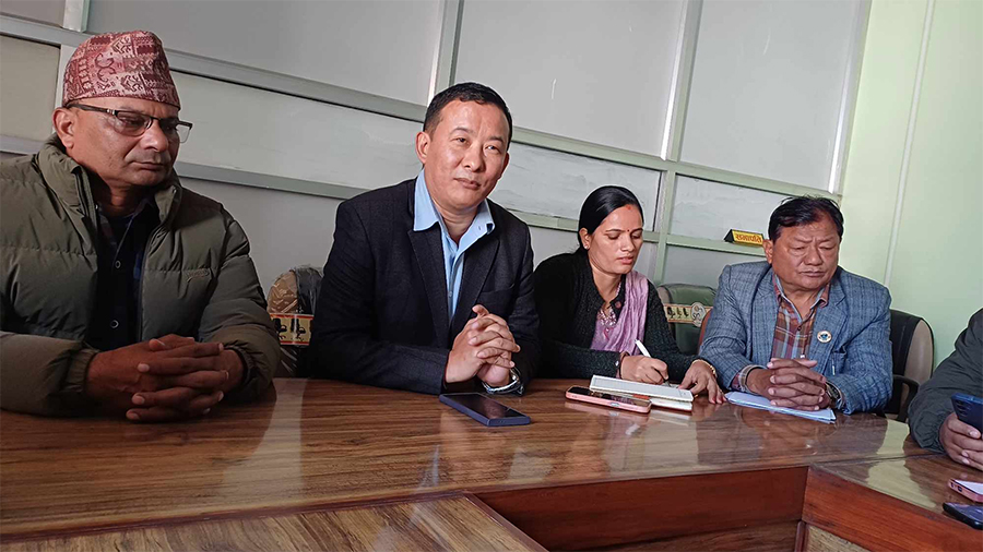 माओवादीले माग्यो सार्वजनिक लेखा समिति सभापतिको राजीनामा