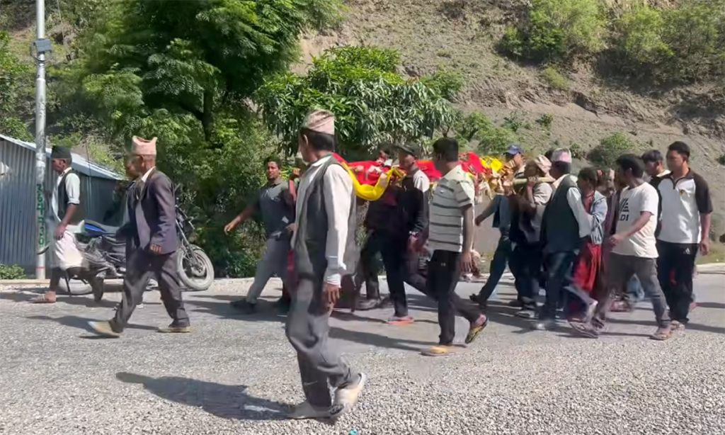 भेरी नदीमा पौडी खेल्ने क्रममा बगेका तीनै जना बालबालिकाको मृत्यु