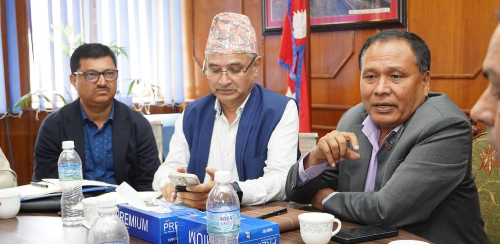 यात्रुबाहक सवारीलाई नागढुंगा सुरुङमार्ग प्रयोग गर्न दिइने