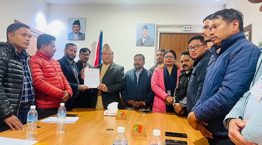 ९ बुँदे माग राख्दै कर्मचारी संगठनले बुझाए प्रधानमन्त्री कार्यालयलाई ध्यानाकर्षण पत्र