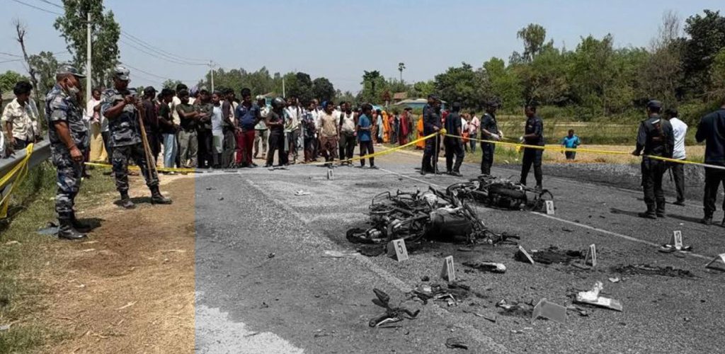 महोत्तरीमा दुई मोटरसाइकल ठोकिँदा आगलागी भएर एसईई दिएर फर्केका तीन विद्यार्थीको जलेर मृत्यु