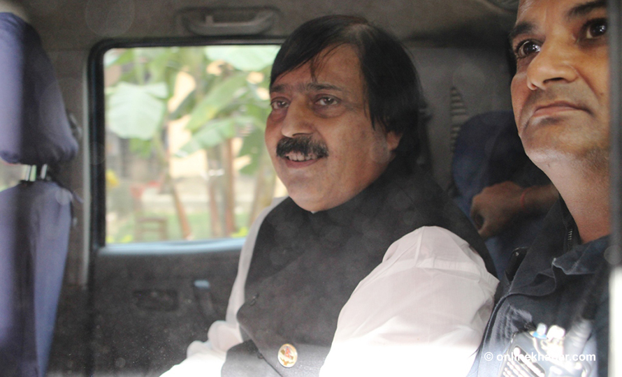 कांग्रेस पूर्वसांसद् अफताब आलमले पाए सफाइ