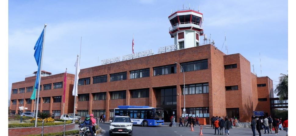 ओली अमेरिका जाँदा विमानस्थल आधा घण्टा बन्द, १५ उडान प्रभावित