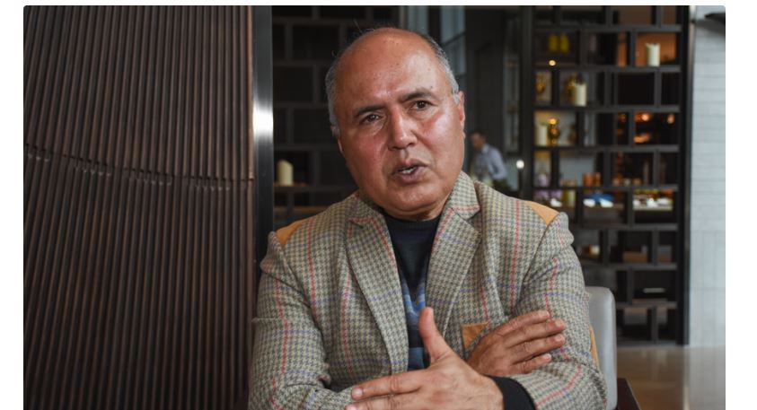 अर्थमन्त्री रामेश्वर खनालले पीएसओ र गाडी सुविधा नलिने