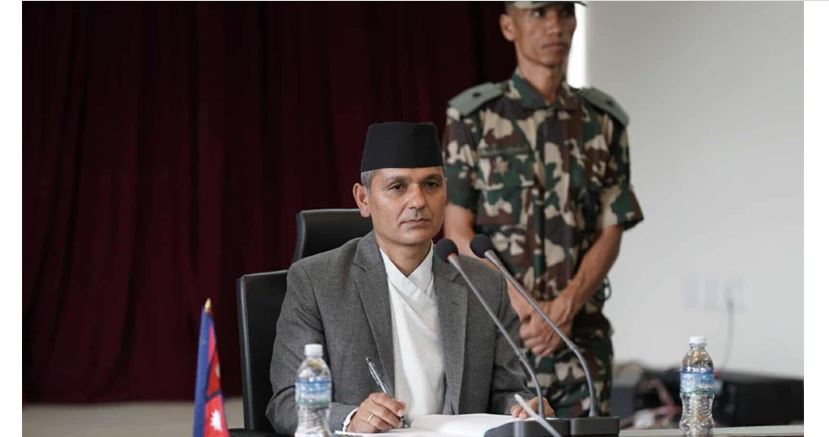 गृहमन्त्रीका निर्णय : शोक दिवस मनाउने, मृतक परिवारलाई एक लाख काजकिरिया खर्च दिने