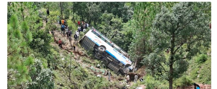 बैतडीमा यात्रुवाहक बस दुर्घटना