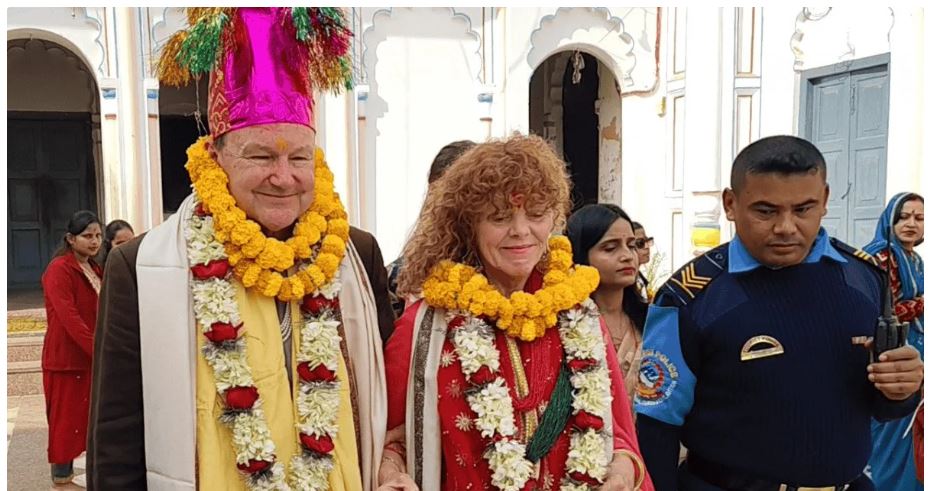 वैवाहिक वर्षगाँठ मनाउन बेलायती राजदूत जनकपुरमा