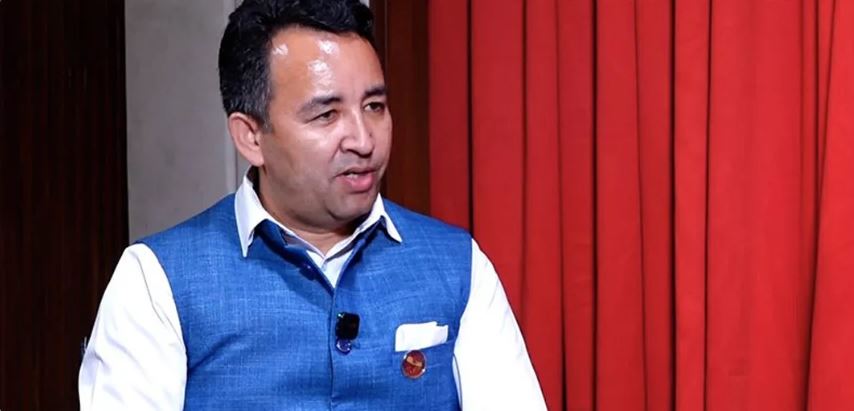 संसदीय विशेष समिति सभापतिमा पराजुलीको उम्मेदवारी