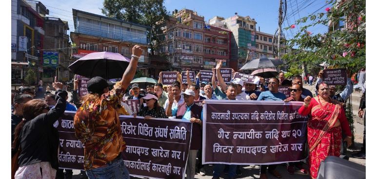 उपत्यकाका नदीको मापदण्ड थप २० मिटर कायम गरेपछि स्थानीयहरू विरोधमा