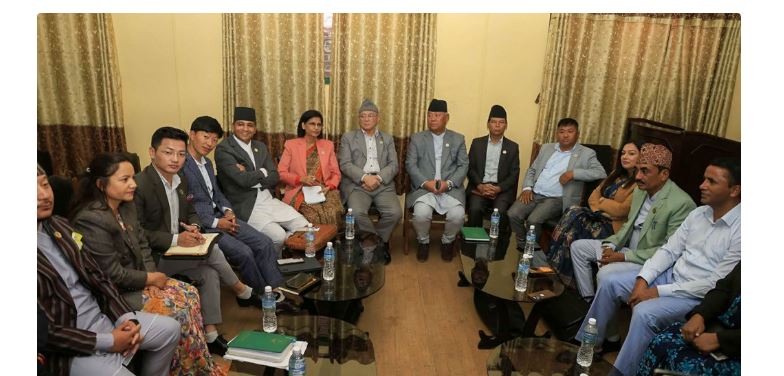 विपक्षी दलहरूको निष्कर्ष : प्रधानमन्त्रीले संसद्‌बाटै माफी नमागेसम्म बैठक चल्न नदिने