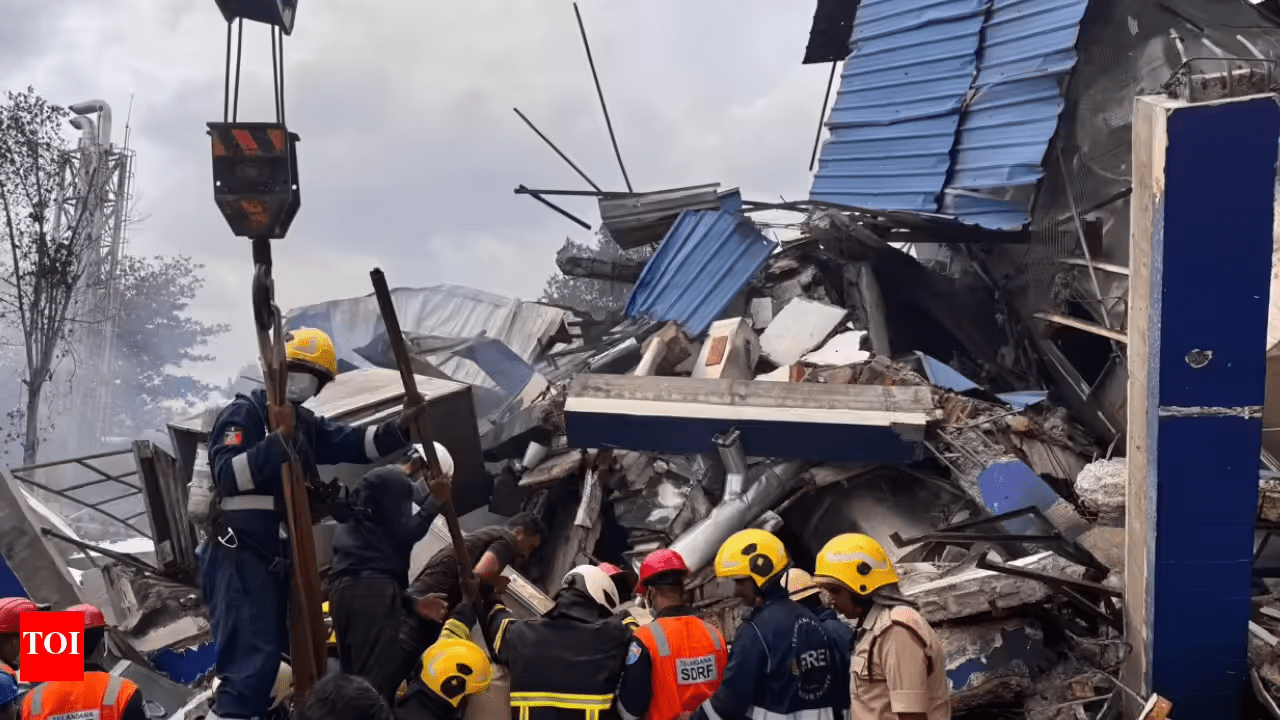 रियाक्टरमा विस्फोट हुँदा ३४ जनाको मृत्यु