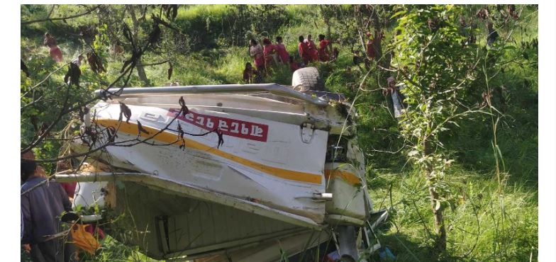 रामेछापको सुनारपानीमा बोलेरो दुर्घटना हुँदा एक जनाको मृत्यु, २ गम्भीर