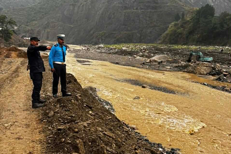 वीपी राजमार्गको ८ स्थानबाट डाइभर्सन बनाउन सुरु