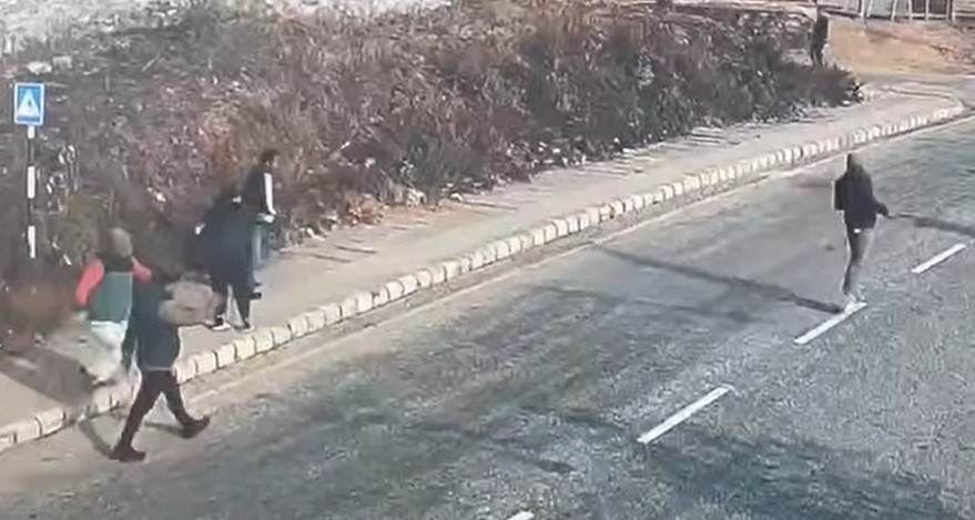 दोलखामा एक महिलामाथि खुकुरी प्रहार प्रयास