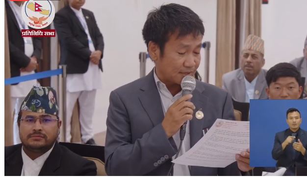 हर्क साम्पाङको प्रश्न: सीमा जोगाउन सेना पठायो कि सुकुमबासी बस्तीमा रहेका गरिब जनतालाई हटाउन ?