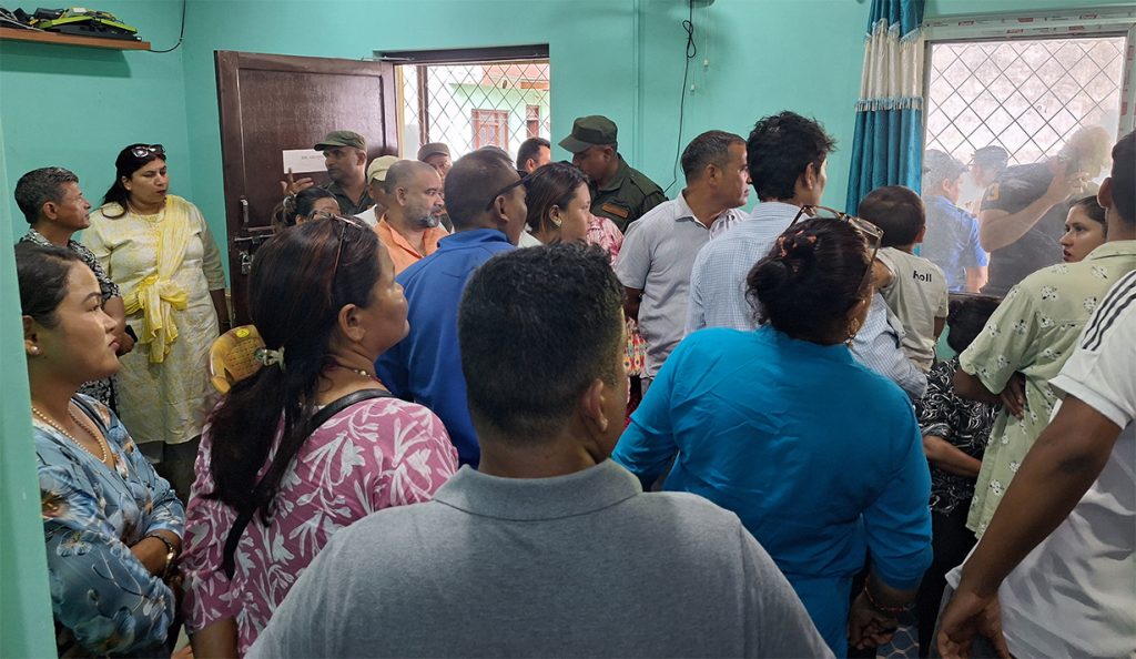 हेटौंडा-१ का वडाध्यक्षमाथि आक्रमण