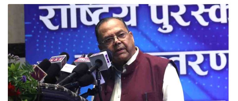 दुई ठूलो कम्युनिस्ट पार्टी एक भएको भए निर्वाचनमा सर्मनाक हार व्यहोर्न पर्दैनथ्यो : झलनाथ खनाल