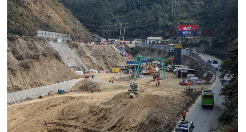 सिस्ने खोलामा बिहीबारदेखि राजमार्ग आंशिक बन्द गरिँदै