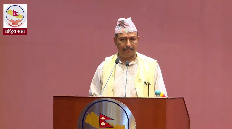 राष्ट्रियसभा बैठकमै ढले कांग्रेसका सांसद भट्ट,उपचार हुँदै