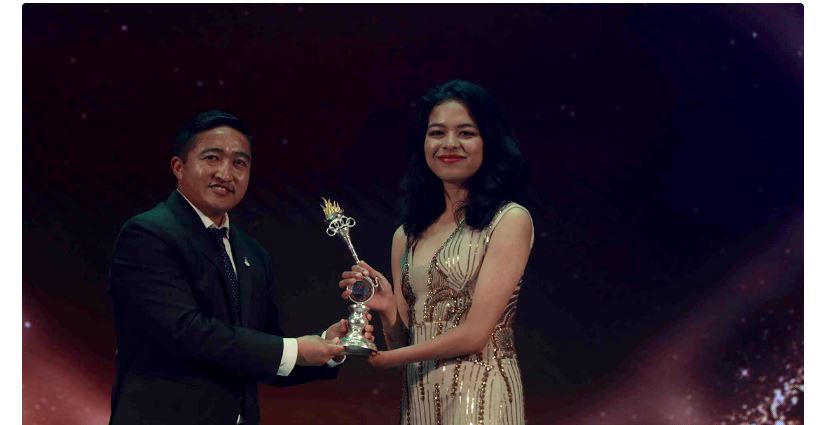 पारा एथलिट अफ दी इयरको अवार्ड पलेशालाई