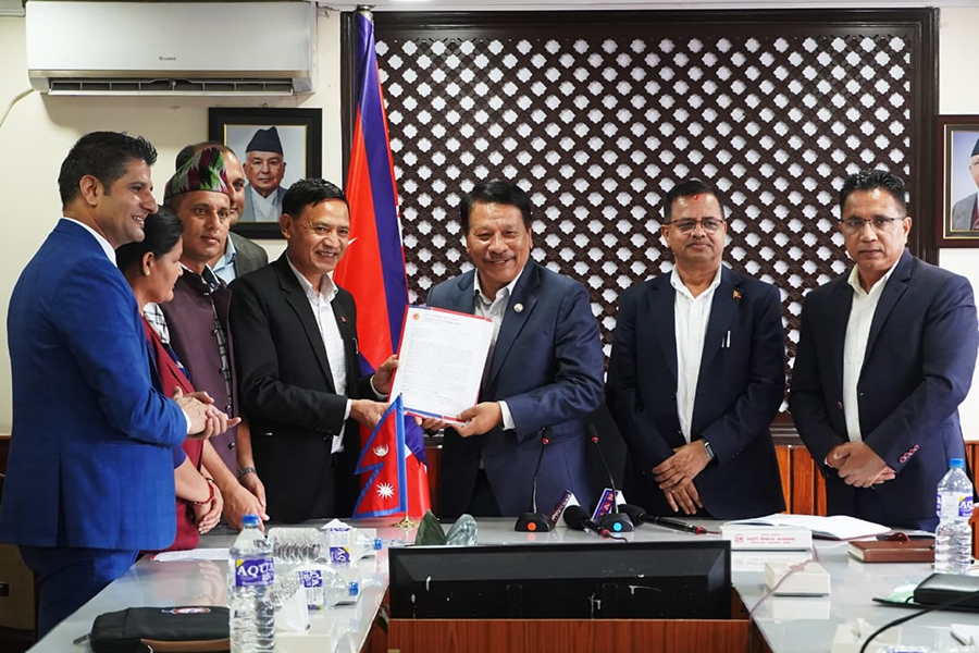 नदी किनारमा २० मिटर मापदण्ड सन्दर्भमा सहरी विकासमन्त्रीलाई नौ बुँदे पत्र