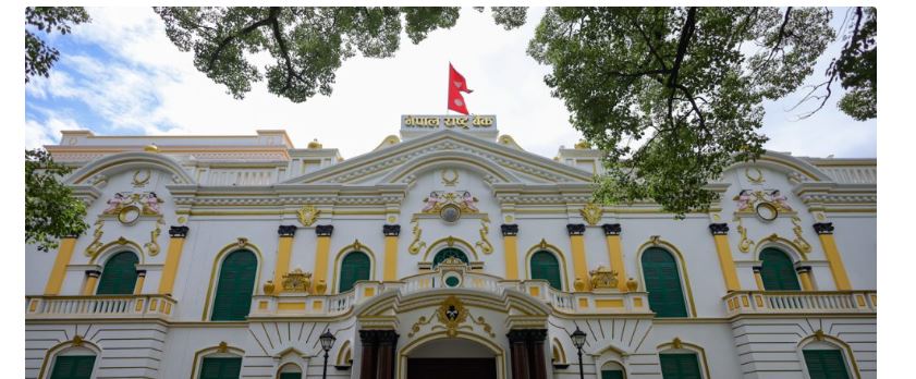 राष्ट्र बैंकले १ खर्ब तरलता खिच्दै