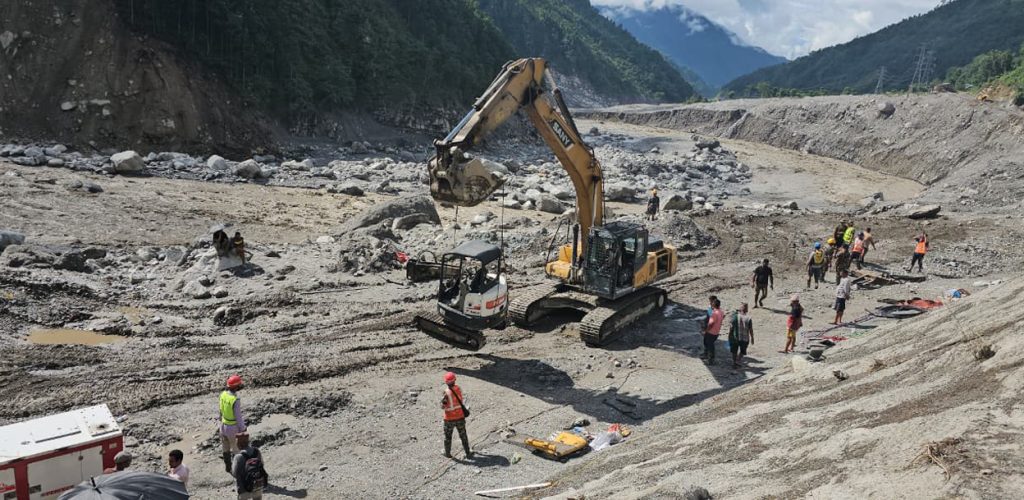 रसुवा बाढी अपडेट : १३४४ जनाको मृत्यु, ४८९८ जना सम्पर्कविहीन