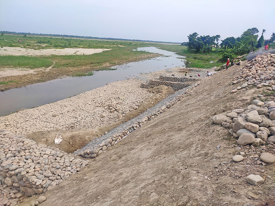 नदीमा नुहाउन गएका तीन बालबालिका बेपत्ता