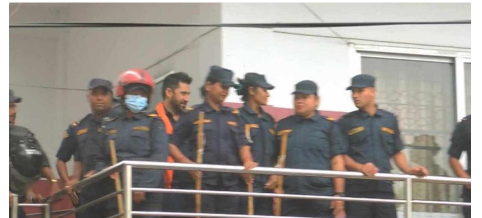 बयानको लागि रविलाई जिल्ला सरकारी वकिलको कार्यालय ल्याइयो