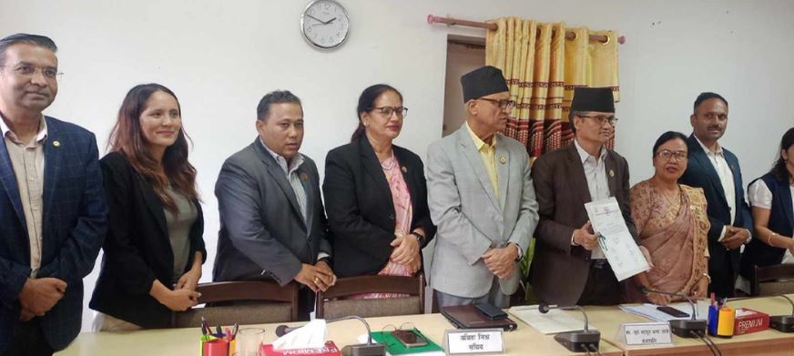 यी हुन् सहकारी ठगेर फरार हुने २९ जना (सूची)