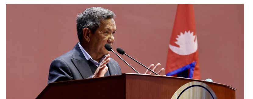 सञ्चारमन्त्री गुरुङले संसद्‌मा मागे माफी