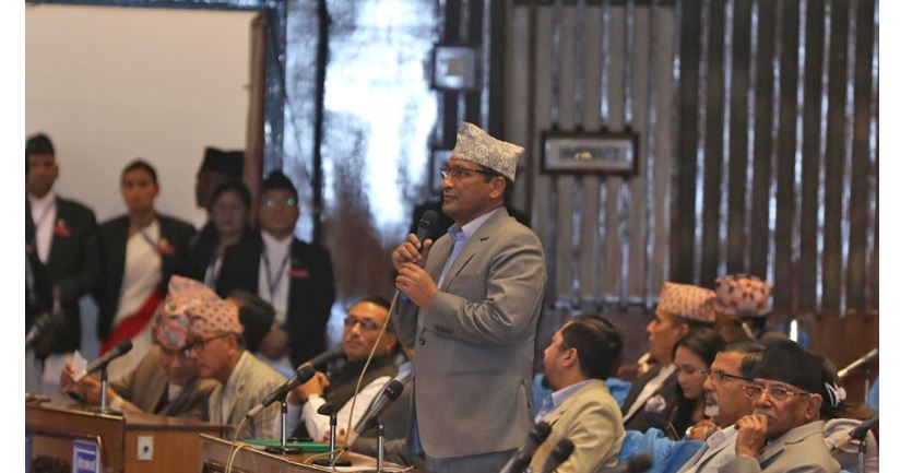 कुलमानलाई हटाएकोबारे विपक्षीले मागे प्रधानमन्त्रीको जवाफ