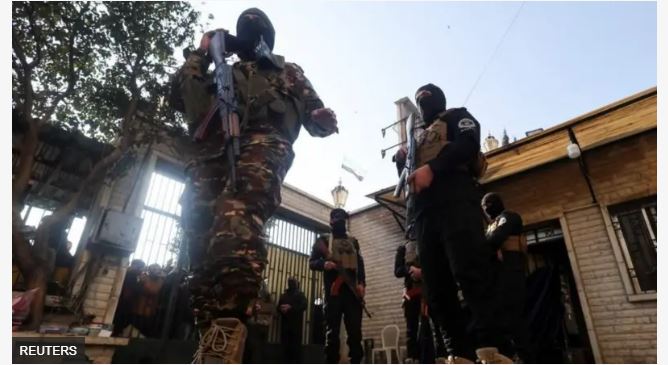 सिरियामा असद समर्थकहरूको एम्बुसमा परी १४ सुरक्षाकर्मीको मृत्यु