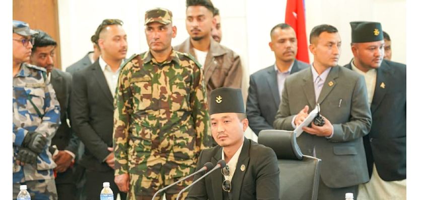 गृहमन्त्री सुधन गुरुङले गरे पदभार ग्रहण