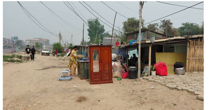 थापाथलीको सुकुमवासी बस्ती खाली गर्न सुरु