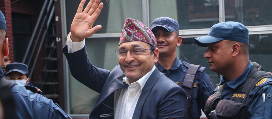 केन्द्रीय कारागारबाट ३३ सय कैदी फरार, टोपबहादुर र टेकनारायण पनि निस्किए